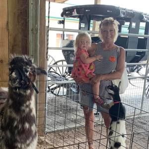 Meet your Posher, Janet